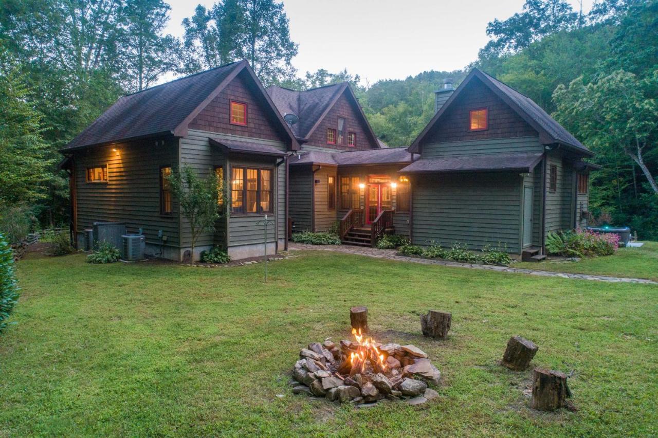 Elegant Mountain Retreat Vila Almond Exterior foto